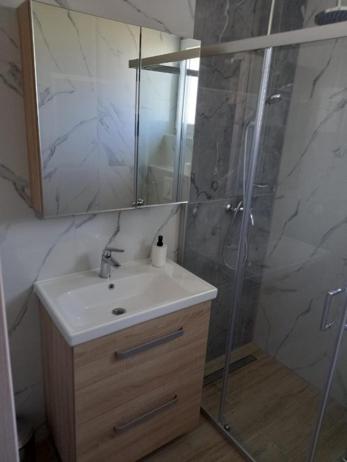 Villa Toni Biograd Na Moru Extérieur photo