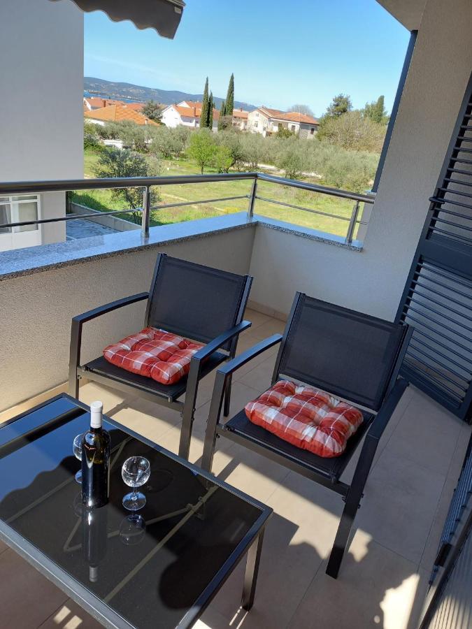Villa Toni Biograd Na Moru Extérieur photo