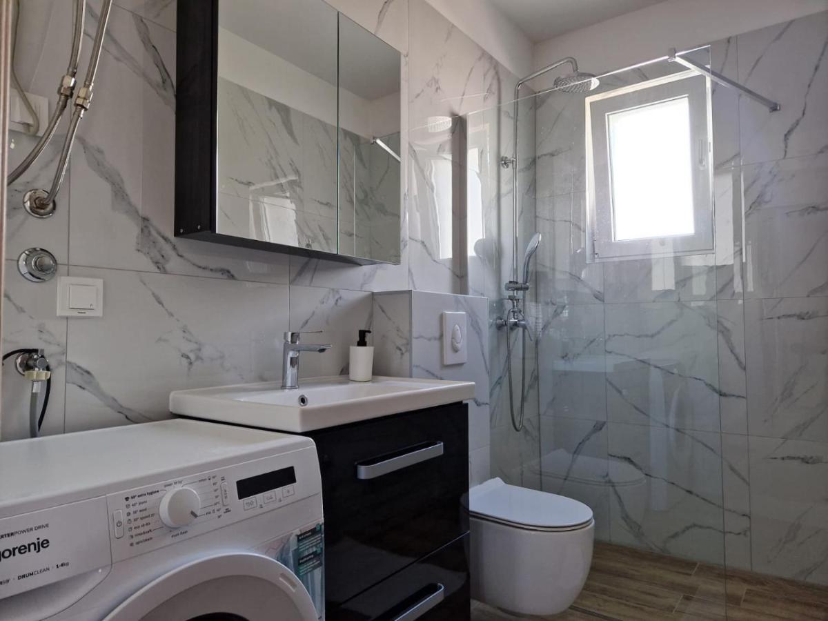 Villa Toni Biograd Na Moru Extérieur photo