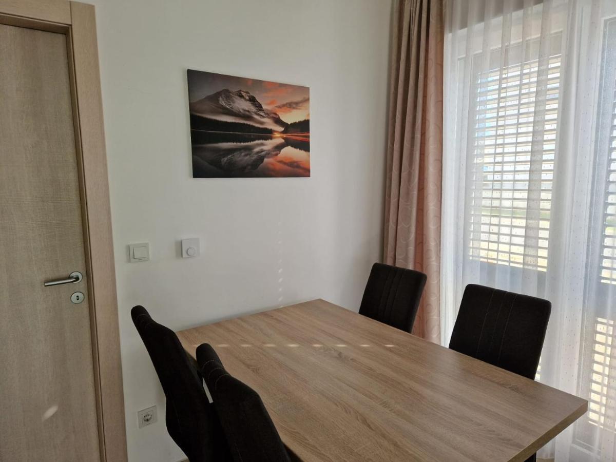 Villa Toni Biograd Na Moru Extérieur photo